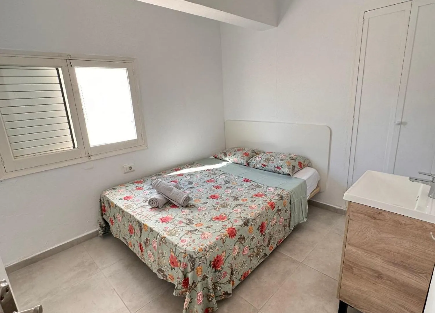 Hostal Cisne Hotel San Antonio  0*, San Antonio (Ibiza)